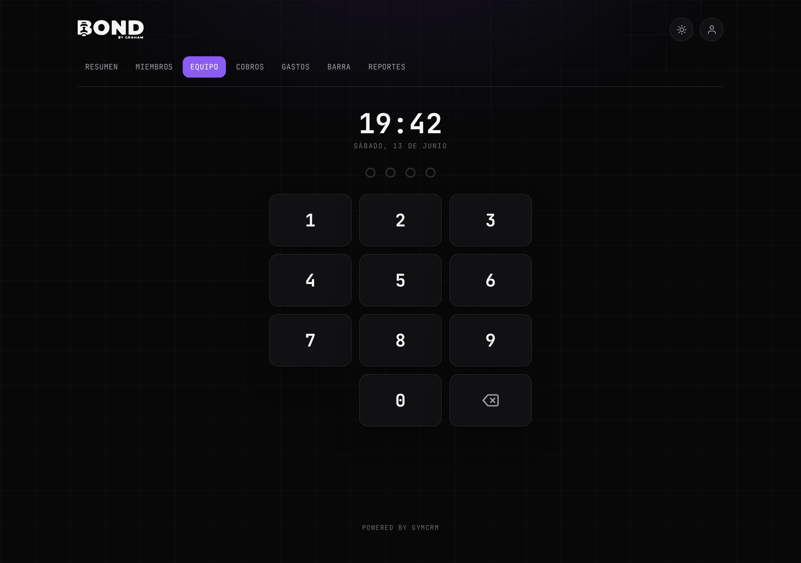 El kiosko del checador: reloj, los puntos del PIN y el teclado numérico